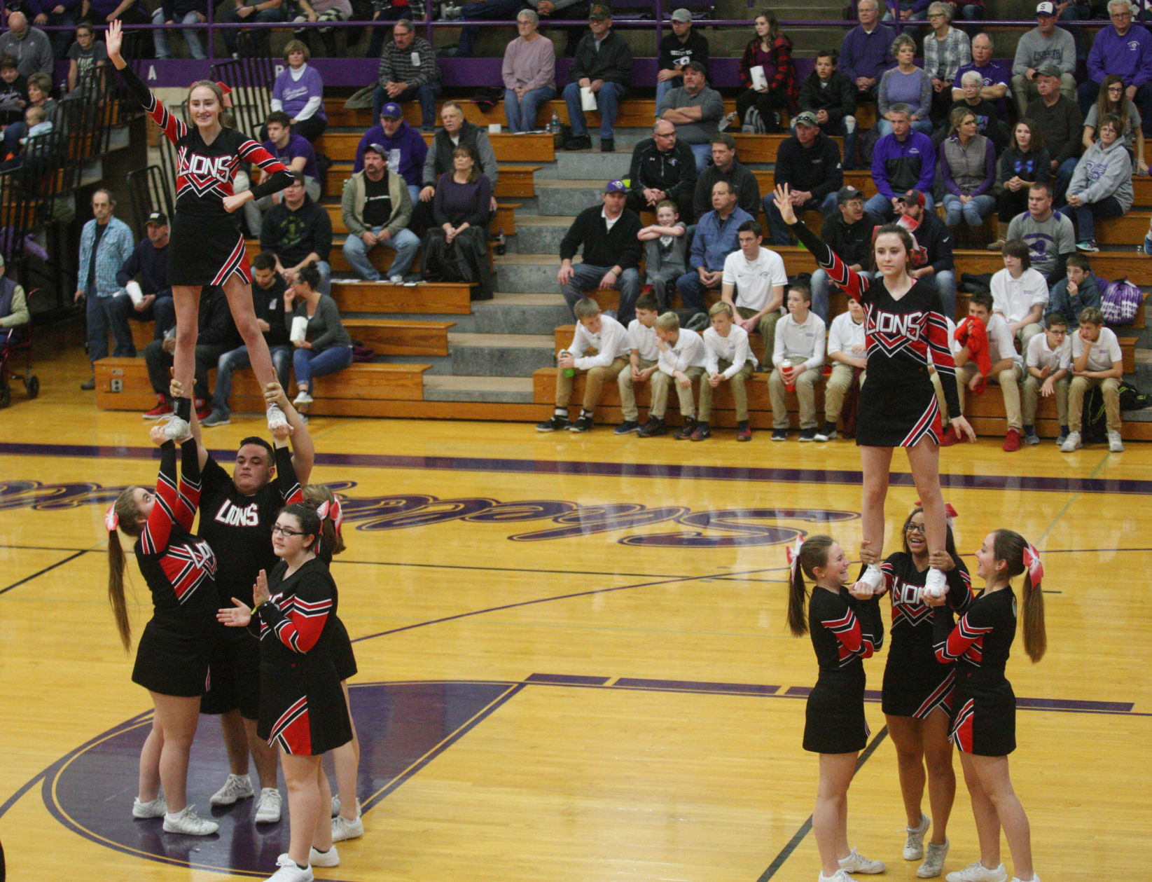 Shelbyville vs LSA boys basketball 19 12.12.17.jpg
